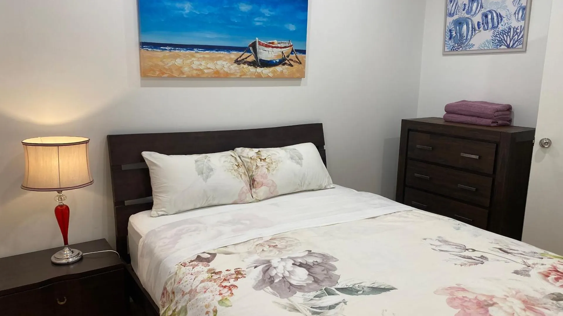 Beautiful 3 Bedrooms Bnb Between Airport And Sea Cheltenham Holiday home