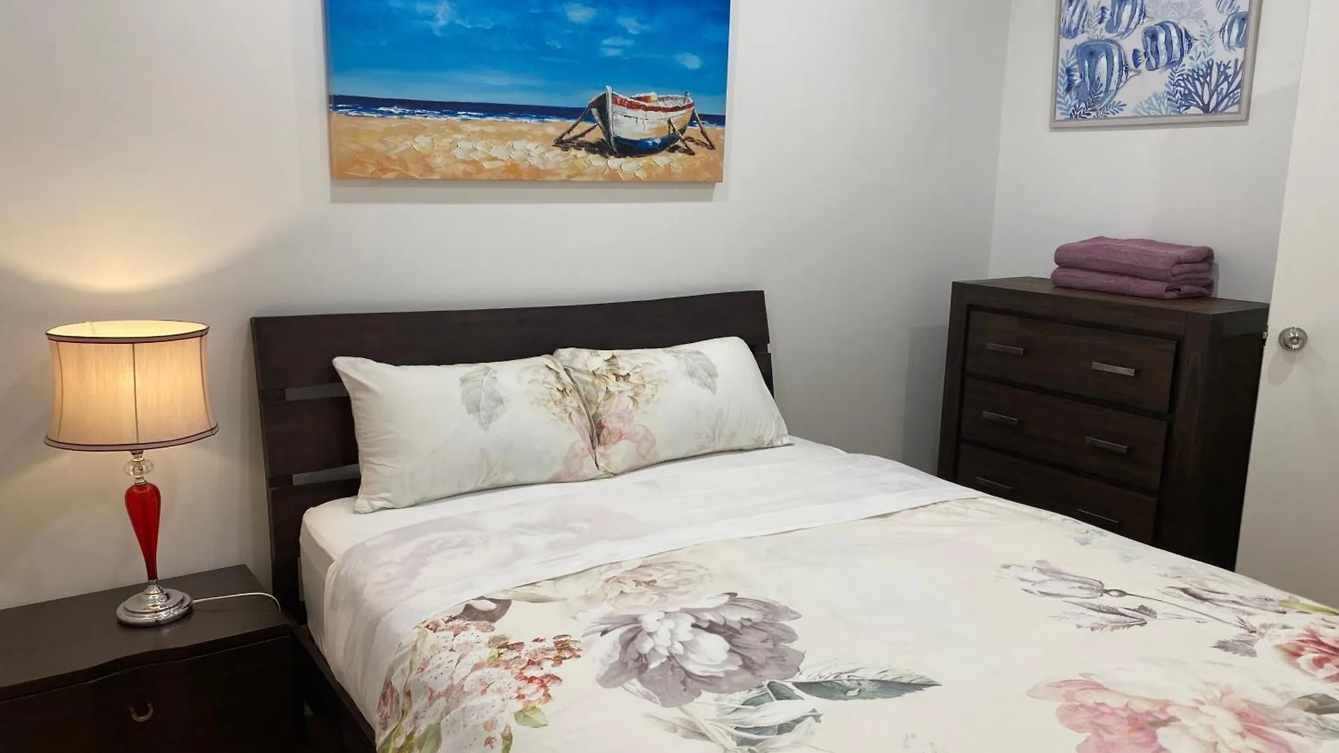 Holiday home Beautiful 3 Bedrooms Bnb Between Airport And Sea Cheltenham Australia