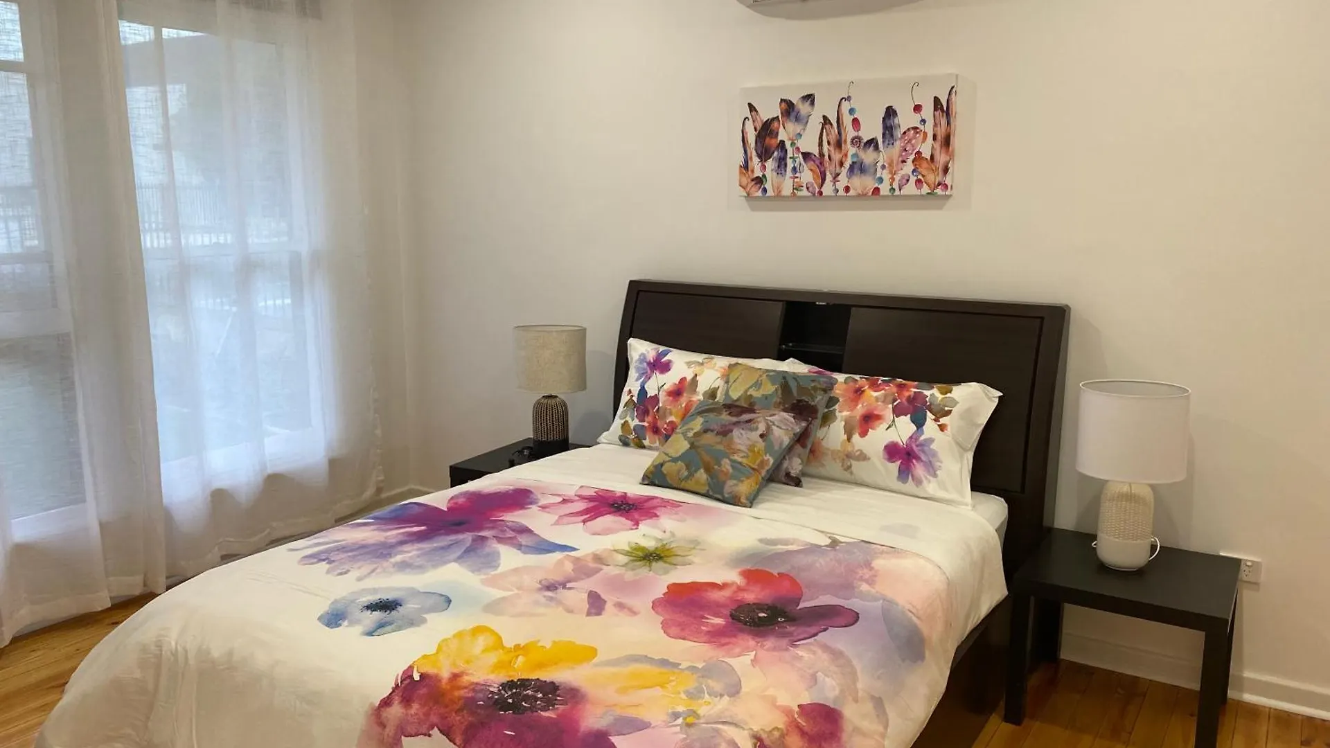 Holiday home Beautiful 3 Bedrooms Bnb Between Airport And Sea Cheltenham